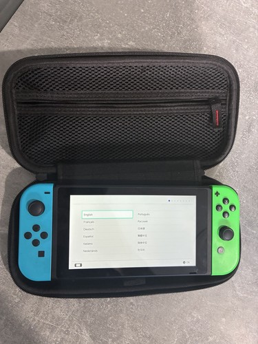 Nintendo switch console - switch, with