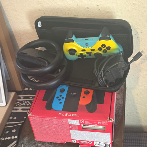 Nintendo switch oled console - switch,