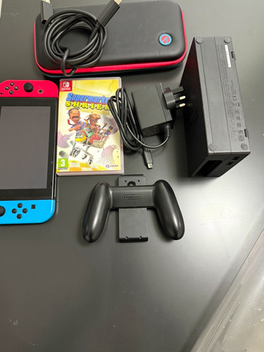 Nintendo switch 32gb - nintendo, neon
