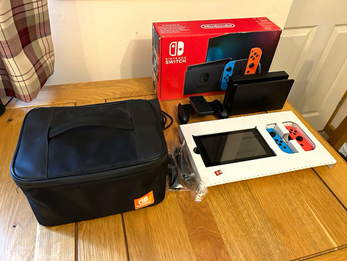 Nintendo switch console - nintendo,