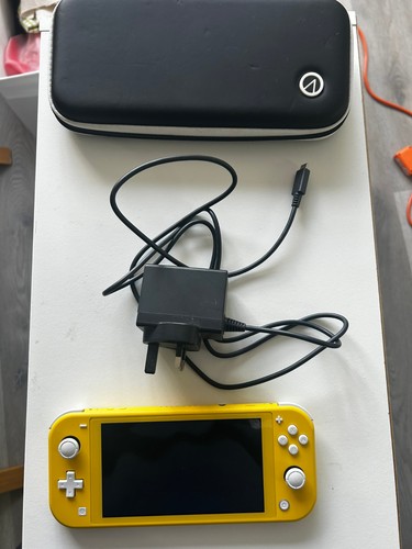 Nintendo switch lite yellow - switch,