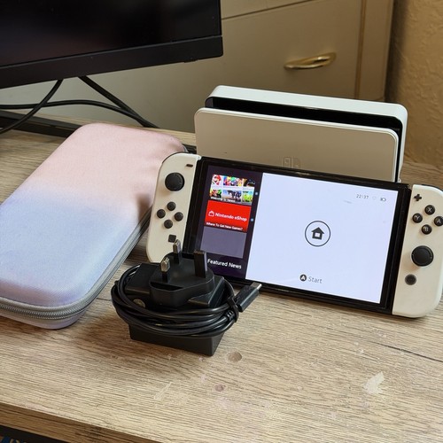 Nintendo switch oled - nintendo,