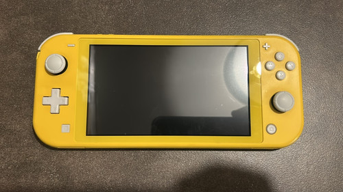 Nintendo switch lite yellow - nintendo,
